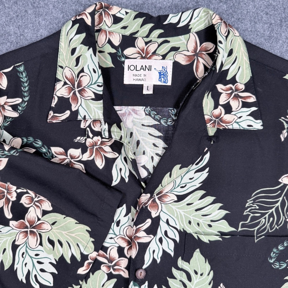 Iolani Mens Hawaiian Shirt Large Black Floral Rayon Made in Hawaii 1090